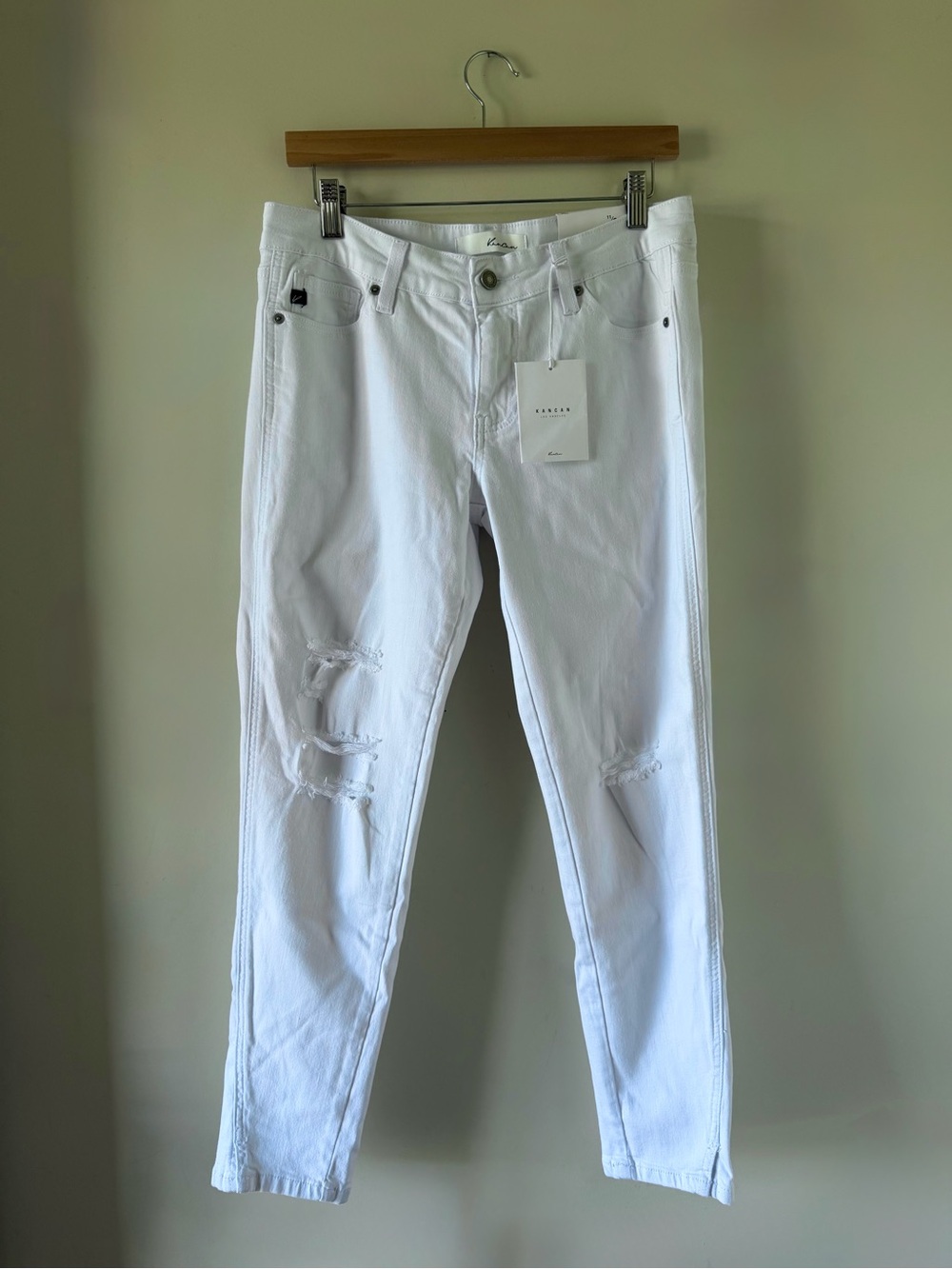NWT KanCan White Distressed Skinny Jeans Size 11/29 Stretch Denim